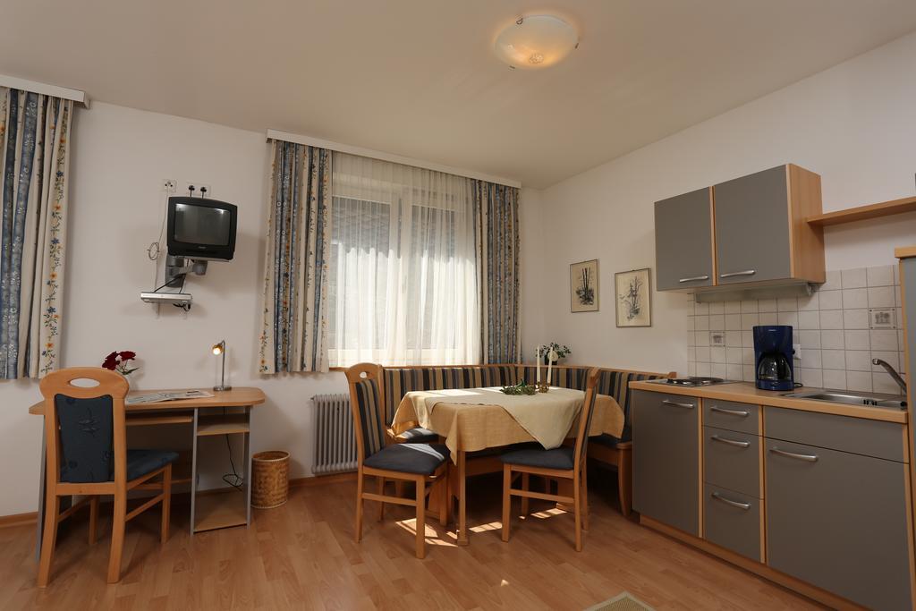 Hofer Affittacamere Villach Camera foto